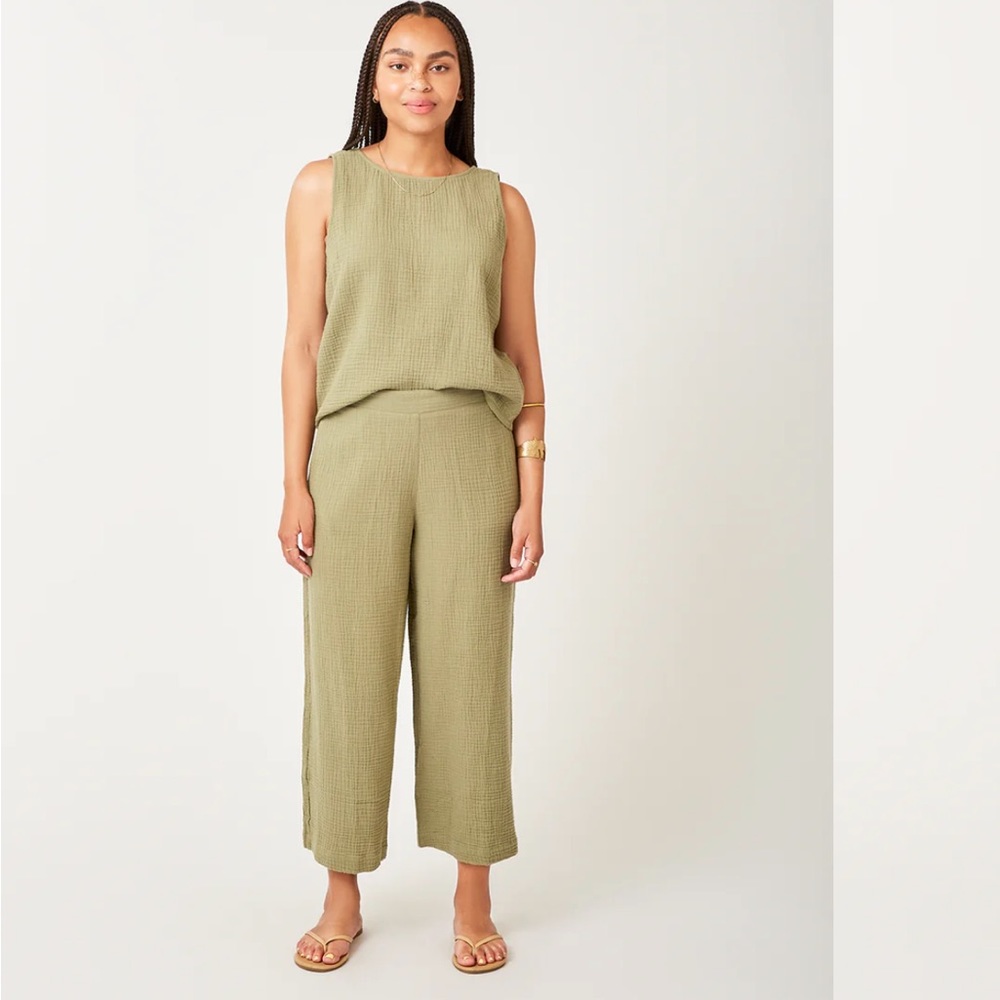 Kaia crop pants - XXS NWT
